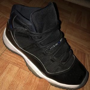 Jordan 11’s (Space jams)